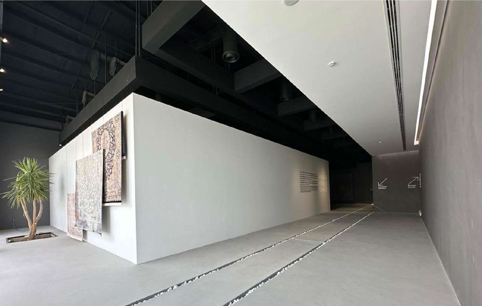 Iranian Palace Showroom, image 2 of 6